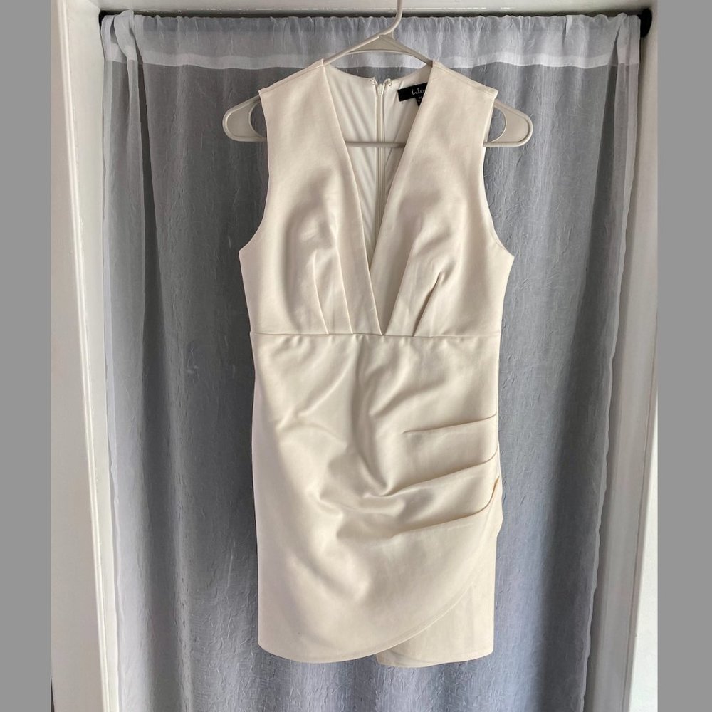 Lulu's M White Cocktail Bodycon Wrap Dress
